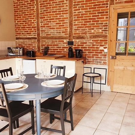 Le 2 Pieces Avec Parking Prive Apartman Honfleur Kültér fotó