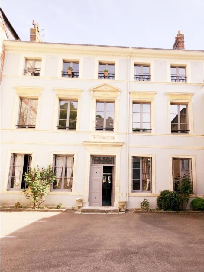 Le 2 Pieces Avec Parking Prive Apartman Honfleur Kültér fotó