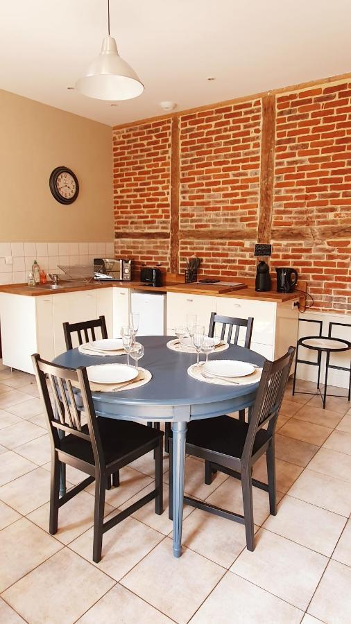Le 2 Pieces Avec Parking Prive Apartman Honfleur Kültér fotó